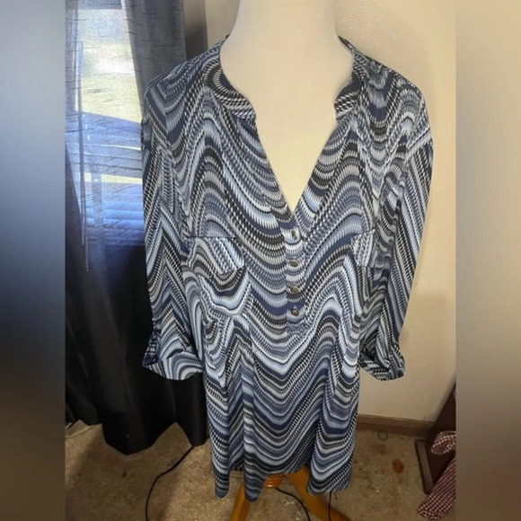 New Direction Top 2X - Picture 1 of 3